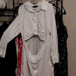 Short dress with open midriff